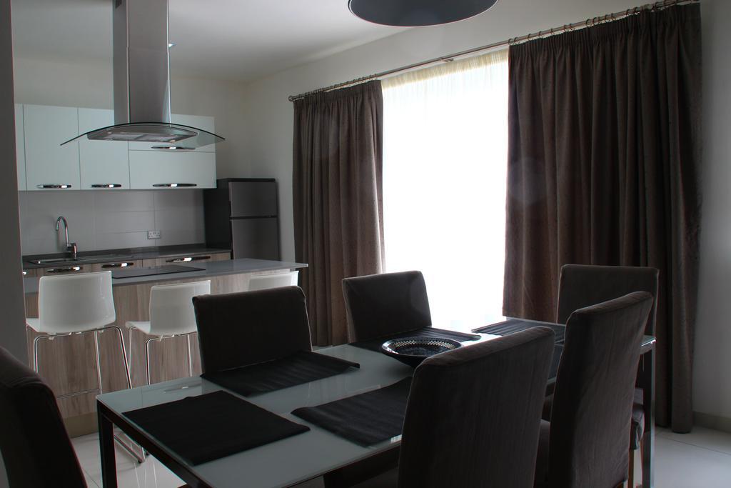 Lampuka Apartments Marsaskala Exteriör bild