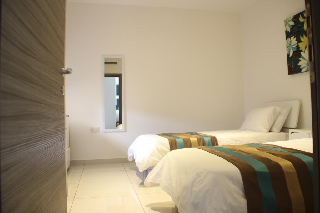 Lampuka Apartments Marsaskala Exteriör bild